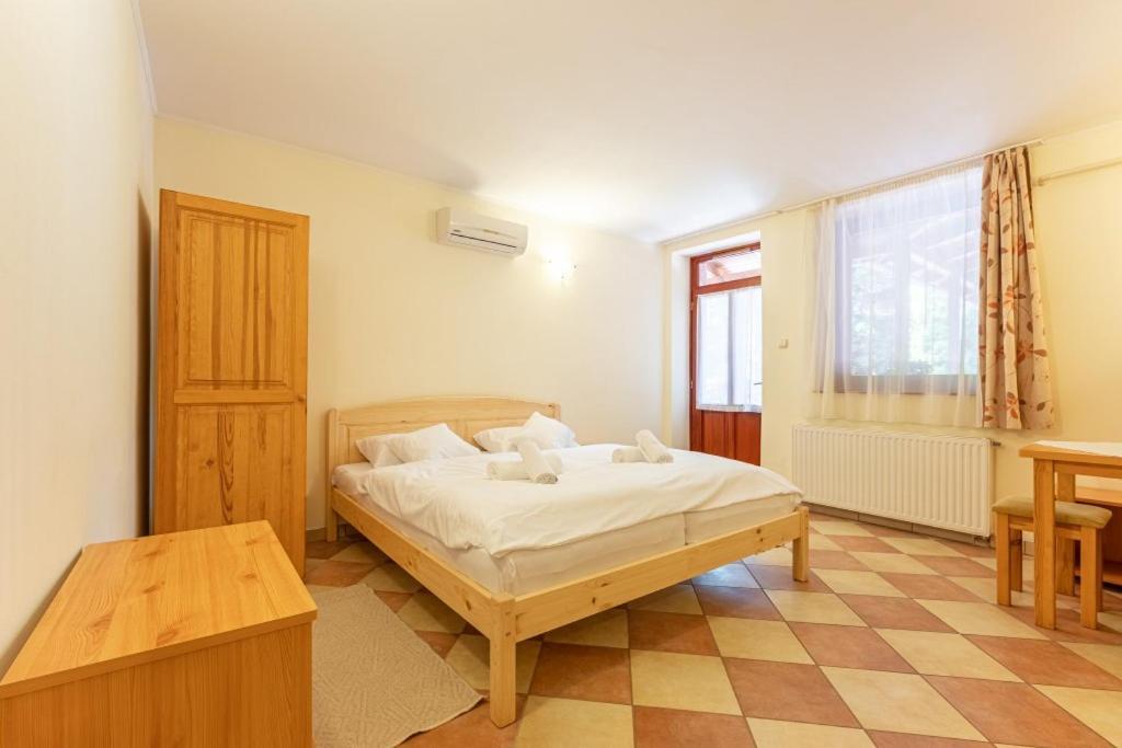 Varazsko Apartman غيولا المظهر الخارجي الصورة